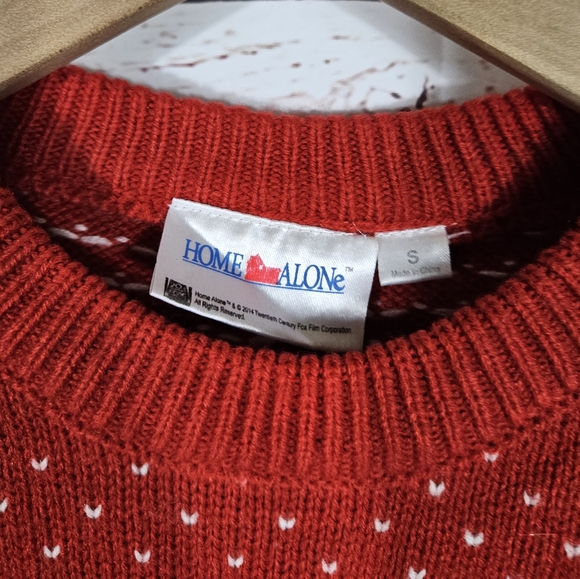 Home Alone Filthy Animal Christmas Sweater - Picture 6 of 6